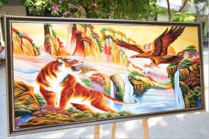anh-hung-tuong-ngo-tl2496-kt07-chat-luong-cao-mau-sac-net-ben-dep-phong-khach-sang-trong-phong-ngu-khung-tranh-van-go-9cm-wood-frame