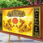 tranh-treo-tuong-phong-tho-gia-tien-tl2764-kt07-chat-luong-cao-mau-sac-net-ben-dep-khung-tranh-van-go-ban-9cm