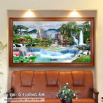 tranh-treo-tuong-son-thuy-huu-tinh-tl3328-kt07-chat-luong-cao-mau-sac-net-ben-dep-cho-o-tuong-am