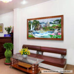 tranh-treo-tuong-son-thuy-huu-tinh-tl3328-kt07-chat-luong-cao-mau-sac-net-ben-dep-cho-khach-san-resort-nha-hang