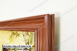 thu-phap-tl995-kt07-chat-luong-cao-mau-sac-net-ben-dep-phong-khach-sang-trong-phong-ngu-chi-tiet-khung-tranh-van-go-wood-frame-04